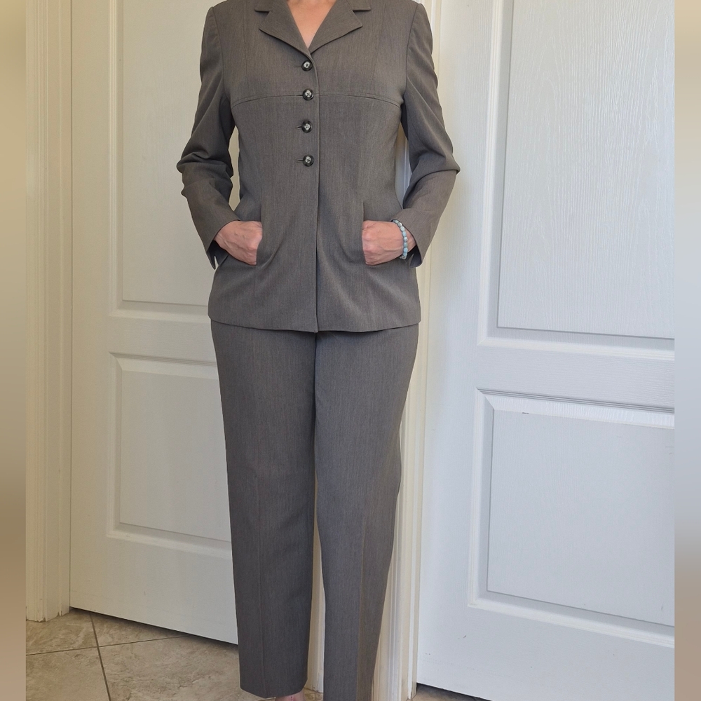 Vtg. Preview Collection Pantsuit
